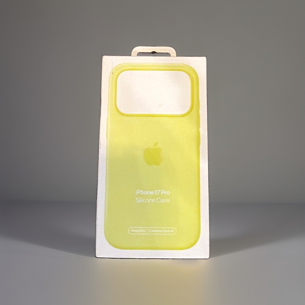 Apple iPhone 17 Pro Max Silicone Case MagSafe Neon Yellow MGP43ZM/A Open Box